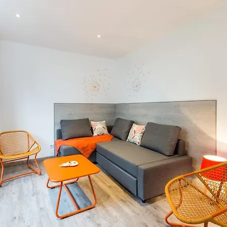 Le Rhone Apartment *