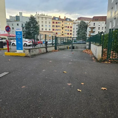 Le Rhone Διαμέρισμα Λυών